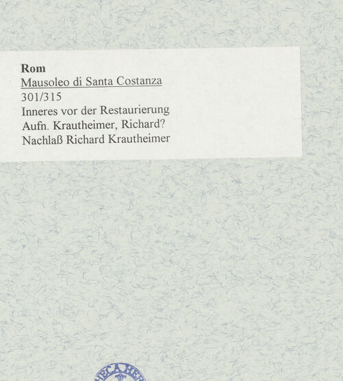 Rückseite von unbekannt [https://www.deutsche-digitale-bibliothek.de/content/lizenzen/rv-fz/] Mausoleo di Santa CostanzaInnenraum - Inneres vor der Restaurierung, bh480120_recto. Foto: Krautheimer?, Richard.