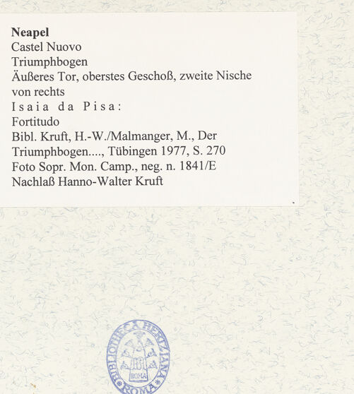 Rückseite von Sopr. BAS NA [https://www.deutsche-digitale-bibliothek.de/content/lizenzen/rv-ez/] Triumphbogen Alfonsos VFortitudo - Gesamtansicht, bh480719_recto. Foto.