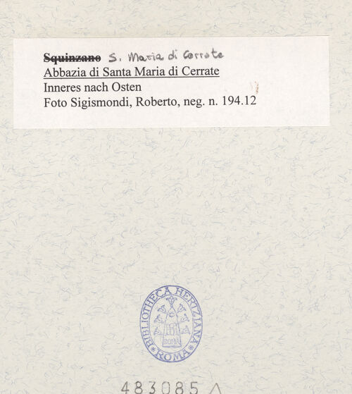 Rückseite von Sigismondi, Roberto [http://creativecommons.org/licenses/by-nc-sa/4.0/] Abbazia di Santa Maria di CerratePresbyterium - Ansicht nach Osten, bh483085_recto. Foto: Sigismondi, Roberto.