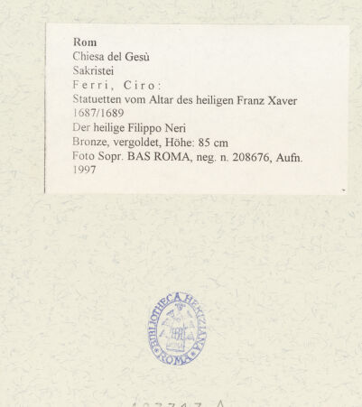 Rückseite von Sopr. BAS ROMA [https://www.deutsche-digitale-bibliothek.de/content/lizenzen/rv-ez/] Statuetten vom Altar des heiligen Franz XaverDer heilige Filippo Neri - , bh483313_recto. Foto.