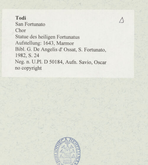 Rückseite von Bibliotheca Hertziana [https://www.deutsche-digitale-bibliothek.de/content/lizenzen/rv-fz/] Statue des heiligen Fortunatus - , bh484628_recto. Foto: Savio, Oscar.