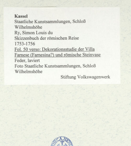 Rückseite von Staatliche Kunstsammlungen, Schloss Wilhelmshöhe [https://www.deutsche-digitale-bibliothek.de/content/lizenzen/rv-ez/] Skizzenbuch der römischen ReiseFol. 50 verso: Dekorationsstudie der Villa Farnese (Farnesina?) und römische Steinvase - , bh484802_recto. Foto.