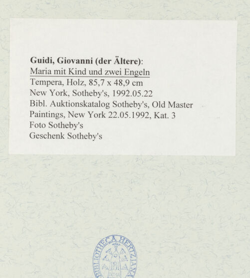 Rückseite von Sotheby's [https://www.deutsche-digitale-bibliothek.de/content/lizenzen/rv-fz/] Sitzende Madonna vor einem von zwei Engeln gehaltenen Vorhang - , bh486324_recto. Foto.