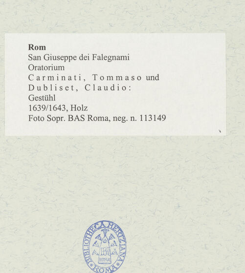 Rückseite von Sopr. BAS Roma [https://www.deutsche-digitale-bibliothek.de/content/lizenzen/rv-ez/] Gestühl - , bh490052_recto. Foto.