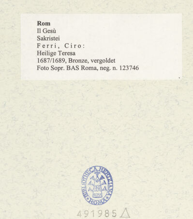 Rückseite von Sopr. BAS ROMA [https://www.deutsche-digitale-bibliothek.de/content/lizenzen/rv-ez/] Statuetten vom Altar des heiligen Franz XaverDie heilige Theresa von Avila - , bh491985_recto. Foto.