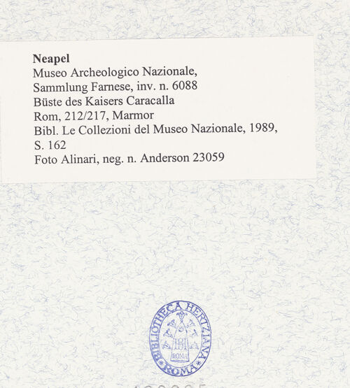 Rückseite von Alinari [https://www.deutsche-digitale-bibliothek.de/content/lizenzen/rv-ez/] Büste des Caracalla - Gesamtansicht, bh492995_recto. Foto.