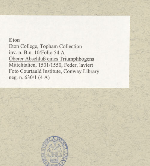 Rückseite von Courtauld Institute, Conway Library [https://www.deutsche-digitale-bibliothek.de/content/lizenzen/rv-ez/] oberer Abschluss eines Triumphbogens - , bh494083_recto. Foto.