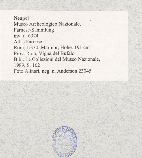 Rückseite von Alinari [https://www.deutsche-digitale-bibliothek.de/content/lizenzen/rv-ez/] Atlas Farnese (Atlante Farnese) - Frontalansicht, bh494436_recto. Foto.