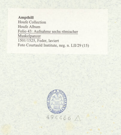 Rückseite von Courtauld Institute [https://www.deutsche-digitale-bibliothek.de/content/lizenzen/rv-ez/] Houfe AlbumFolio 43: Aufnahme sechs römischer Muskelpanzer - , bh494466_recto. Foto.
