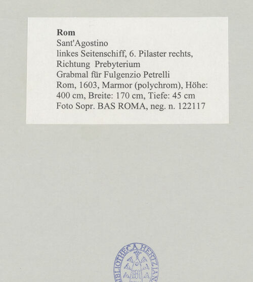 Rückseite von Sopr. BAS ROMA [https://www.deutsche-digitale-bibliothek.de/content/lizenzen/rv-ez/] Grabmal für Fulgenzio Petrelli - , bh498382_recto. Foto.