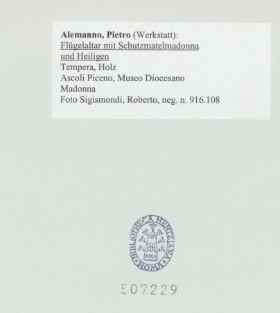 Rückseite von Sigismondi, Roberto [https://www.deutsche-digitale-bibliothek.de/content/lizenzen/rv-fz/] Flügelaltar mit Schutzmantelmadonna und Heiligen - Madonna, bh507229_recto. Foto: Sigismondi, Roberto.