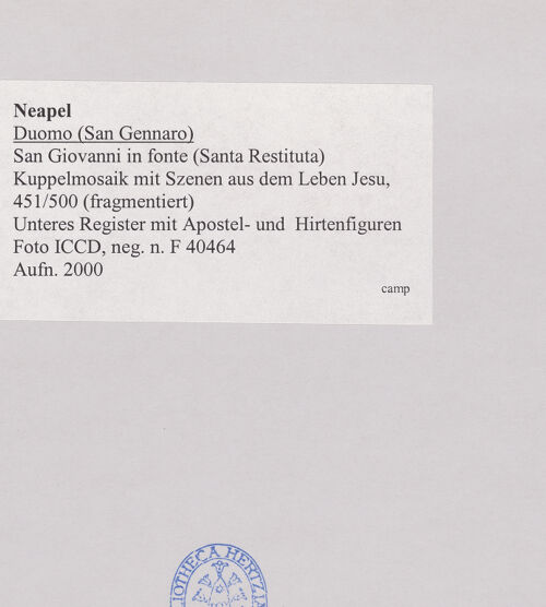 Rückseite von ICCD [https://www.deutsche-digitale-bibliothek.de/content/lizenzen/rv-ez/] Szenen aus dem Leben Christi, Apostel und Evangelistensymbole - Unteres Register mit Apostel- und Hirtenfiguren, bh508311_recto. Foto.