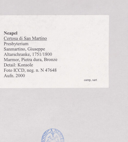 Rückseite von ICCD [https://www.deutsche-digitale-bibliothek.de/content/lizenzen/rv-ez/] Detail: Konsole, bh508954_recto. Foto.