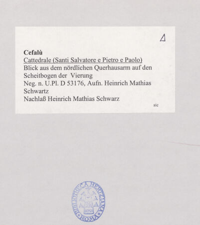 Rückseite von Bibliotheca Hertziana [https://www.deutsche-digitale-bibliothek.de/content/lizenzen/rv-fz/] CattedraleVierung und Querhaus - Blick aus dem Nordquerhaus auf den Scheitbogen der Vierung, bh511377_recto. Foto: Schwarz, Heinrich Mathias.