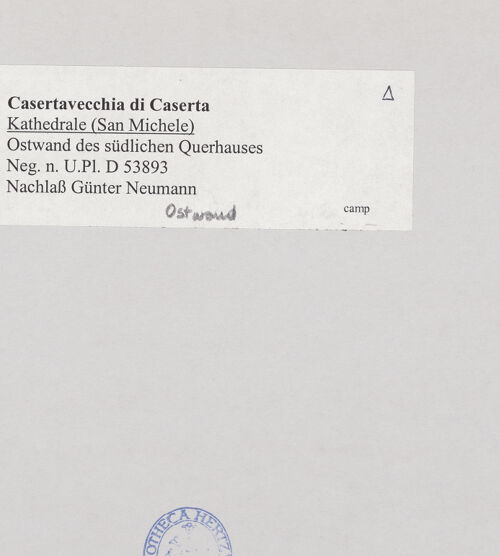 Rückseite von Bibliotheca Hertziana [https://www.deutsche-digitale-bibliothek.de/content/lizenzen/rv-fz/] DuomoSüdlicher Querhausarm - Ostwand, oberes Fenster, bh511461_recto. Foto.