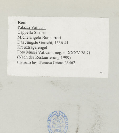 Rückseite von Musei Vaticani [https://www.deutsche-digitale-bibliothek.de/content/lizenzen/rv-ez/] Das Jüngste Gericht - Kreuzträgerengel, bh515889_recto. Foto.