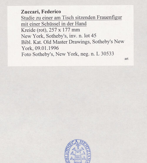 Rückseite von Sotheby's, New York [https://www.deutsche-digitale-bibliothek.de/content/lizenzen/rv-ez/] Studie zu einer am Tisch sitzenden Frauenfigur mit einer Schüssel in der Hand - , bh516445_recto. Foto.