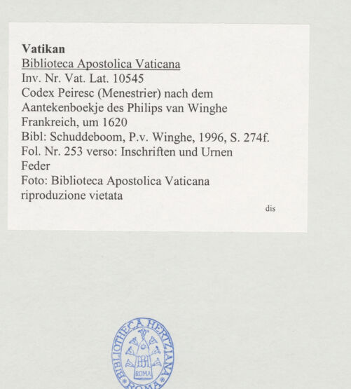 Rückseite von Biblioteca Apostolica Vaticana [https://www.deutsche-digitale-bibliothek.de/content/lizenzen/rv-ez/] Codex Peiresc (Menestrier) nach dem Aantekenboekje des Philips van WingheInschriften und Urnen - , bh521114_recto. Foto.