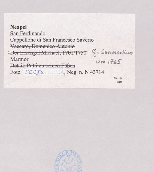 Rückseite von ICCD [https://www.deutsche-digitale-bibliothek.de/content/lizenzen/rv-ez/] Vier Engel mit den Symbole des heiligen Franz XaverEngel mit Symbol des heiligen Franz Xaver - Gesamtansicht, bh521636_recto. Foto.