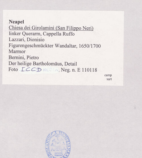 Rückseite von ICCD [https://www.deutsche-digitale-bibliothek.de/content/lizenzen/rv-ez/] WandaltarDer Apostel Bartholomäus - Detail: Oberkörper, bh521703_recto. Foto.