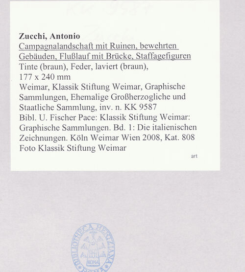 Rückseite von Klassik Stiftung Weimar [https://www.deutsche-digitale-bibliothek.de/content/lizenzen/rv-ez/] Campagnalandschaft mit Ruinen, bewehrten Gebäuden, Flußlauf mit Brücke, Staffagefiguren - , bh521941_recto. Foto.