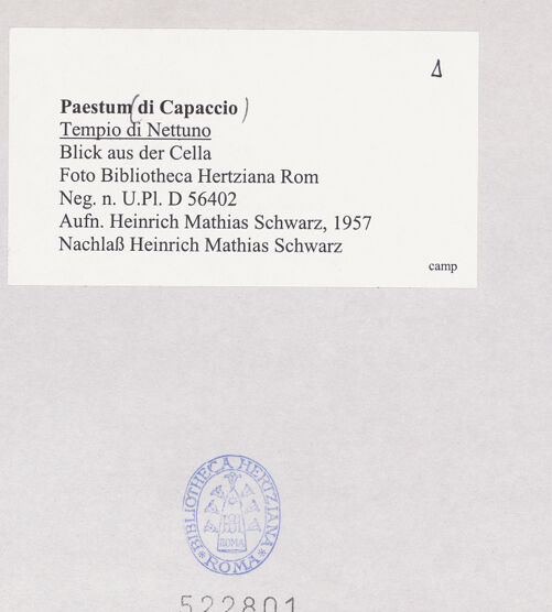 Rückseite von Bibliotheca Hertziana [https://www.deutsche-digitale-bibliothek.de/content/lizenzen/rv-fz/] Tempio di Nettuno - Blick aus der Cella von Südosten, bh522801_recto. Foto: Schwarz, Heinrich Mathias.