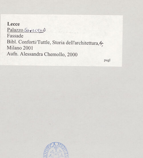 Rückseite von unbekannt [https://www.deutsche-digitale-bibliothek.de/content/lizenzen/rv-fz/] Palazzo Saraceno - Fassade, bh523029_recto. Foto: Chemollo, Alessandra.
