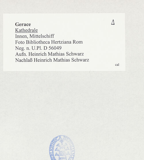 Rückseite von Bibliotheca Hertziana [https://www.deutsche-digitale-bibliothek.de/content/lizenzen/rv-fz/] Cattedrale - Blick in Richtung Presbyterium, bh524806_recto. Foto: Schwarz, Heinrich Mathias.