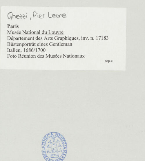Rückseite von Réunion des Musées Nationaux [https://www.deutsche-digitale-bibliothek.de/content/lizenzen/rv-ez/] Büstenporträt eines Gentleman - , bh525005_recto. Foto.