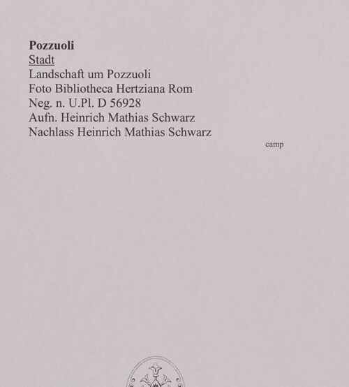 Rückseite von Bibliotheca Hertziana [https://www.deutsche-digitale-bibliothek.de/content/lizenzen/rv-fz/] Stadt - Landschaft um Pozzuoli, bh528573_recto. Foto: Schwarz, Heinrich Mathias.