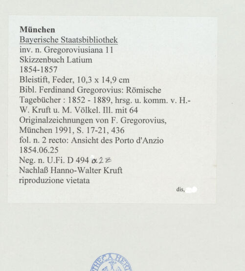 Rückseite von Bibliotheca Hertziana [https://www.deutsche-digitale-bibliothek.de/content/lizenzen/rv-ez/] Skizzenbuch LatiumAnsicht des Porto d'Anzio, Torre Astura und Circeo im Hintergrund - , bh530185_recto. Foto.