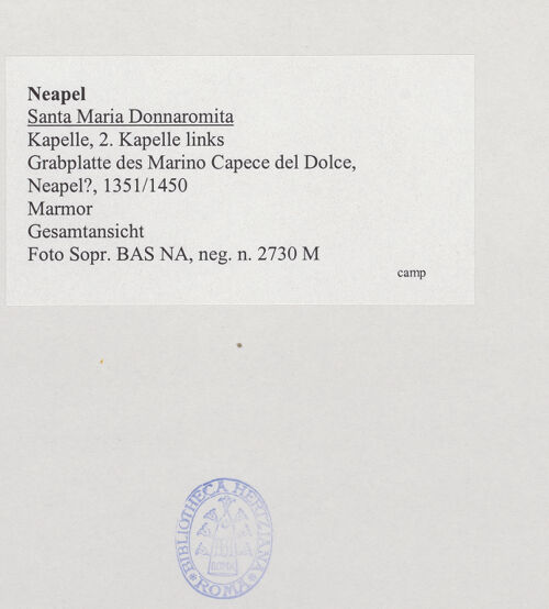 Rückseite von Sopr. BAS NA [https://www.deutsche-digitale-bibliothek.de/content/lizenzen/rv-ez/] Grabplatte des Marino Capece del Dolce (gest. 1335) - Gesamtansicht, bh532006_recto. Foto.