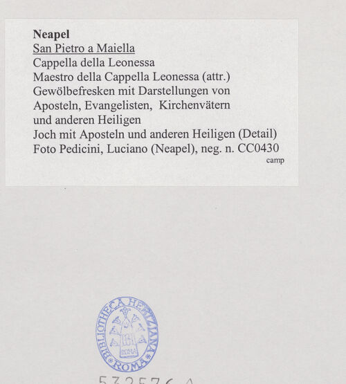 Rückseite von Pedicini, Luciano [https://www.deutsche-digitale-bibliothek.de/content/lizenzen/rv-ez/] Gewölbedekoration mit Darstellungen von Aposteln, Evangelisten, Kirchenvätern und anderen HeiligenAposteln und Heiligen - Zwei weibliche Heilige, bh532576_recto. Foto: Pedicini, Luciano.