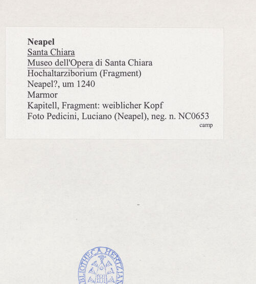 Rückseite von Pedicini, Luciano [https://www.deutsche-digitale-bibliothek.de/content/lizenzen/rv-ez/] Kapitelle des HochaltarziboriumsKapitell 1 (Weiblicher Kopf) - Detail: Kopf, bh532609_recto. Foto: Pedicini, Luciano.