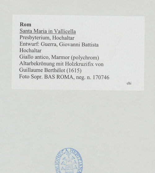 Rückseite von Sopr. BAS ROMA [https://www.deutsche-digitale-bibliothek.de/content/lizenzen/rv-ez/] Hochaltar von Santa Maria in Vallicella - Detail, bh533575_recto. Foto.