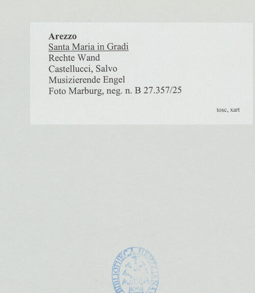 Rückseite von Foto Marburg [https://www.deutsche-digitale-bibliothek.de/content/lizenzen/rv-ez/] Musizierende Engel - Gesamtansicht, von links, bh535568_recto. Foto: Haag, Paul.