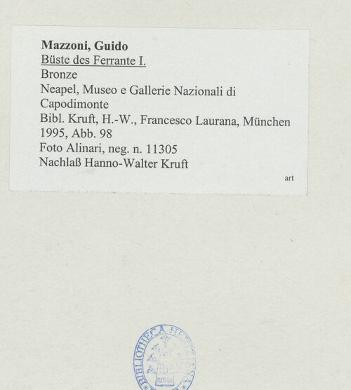 Rückseite von Alinari [https://www.deutsche-digitale-bibliothek.de/content/lizenzen/rv-ez/] Büste des Ferrante I. - en face, bh537004_recto. Foto.