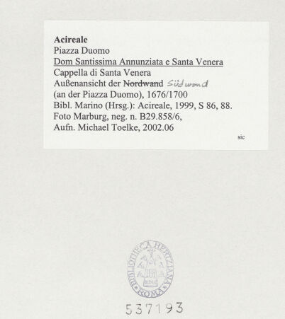Rückseite von Foto Marburg [https://www.deutsche-digitale-bibliothek.de/content/lizenzen/rv-ez/] DuomoSüdfassade - Detail, Cappella di Santa Venera, bh537193_recto. Foto: Fenchel, Horst / Tölke, Michael.