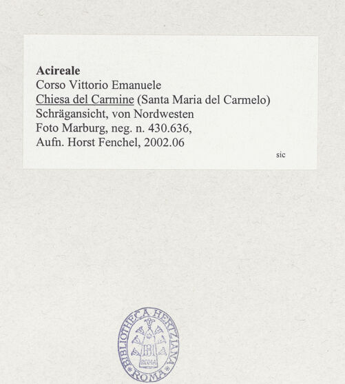 Rückseite von Foto Marburg [https://www.deutsche-digitale-bibliothek.de/content/lizenzen/rv-ez/] Chiesa del Carmine - Schrägansicht von Nordwesten, bh537207_recto. Foto: Fenchel, Horst.
