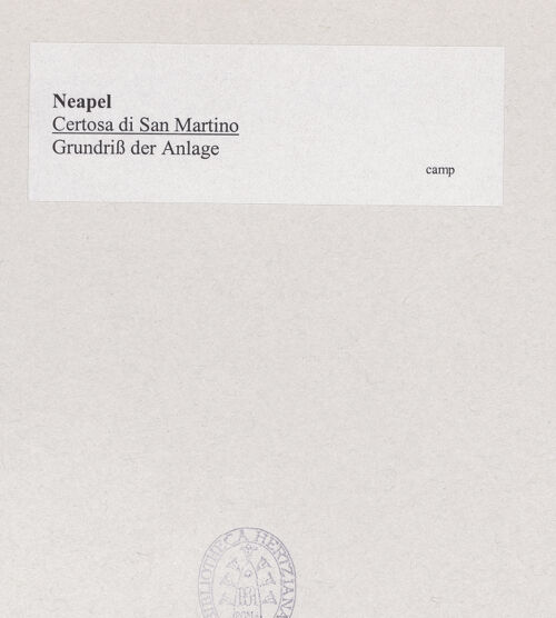 Rückseite von Bibliotheca Hertziana [https://www.deutsche-digitale-bibliothek.de/content/lizenzen/rv-ez/] Verschiedene Grundrisse der Certosa di San Martino, Neapel - Grundriss der Anlage, bh538082_recto. Foto.