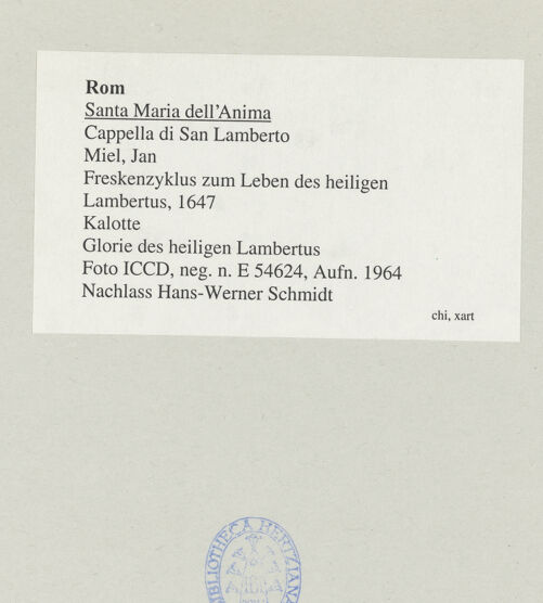 Rückseite von Sopr. BAS ROMA [https://www.deutsche-digitale-bibliothek.de/content/lizenzen/rv-ez/] Altaraufbau - Wappen des Lambertus Ursinus de Vivariis aus Lüttich, bh545502_recto. Foto.