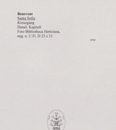 Rückseite von Bibliotheca Hertziana [https://www.deutsche-digitale-bibliothek.de/content/lizenzen/rv-fz/] Kapitell 43 (Giess, 1959; Naldi, 1990) - Kapitell 43, bh551500_recto. Foto.