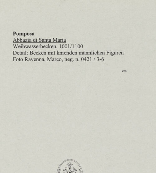 Rückseite von Ravenna, Marco [https://www.deutsche-digitale-bibliothek.de/content/lizenzen/rv-ez/] Weihwasserbecken mit Atlanten - Becken mit knienden männlichen Figuren, bh553733_recto. Foto.