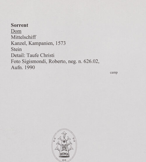 Rückseite von Sigismondi, Roberto [http://creativecommons.org/licenses/by-nc-sa/4.0/] Kanzel mit Altar - Detail: Taufe Christi, bh559238_recto. Foto: Sigismondi, Roberto.