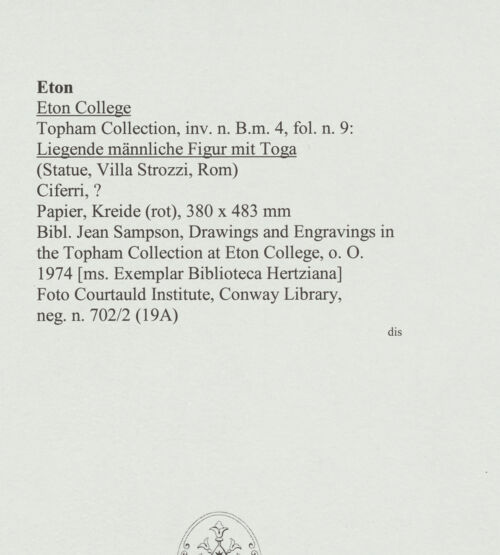 Rückseite von Courtauld Institute, Conway Library [https://www.deutsche-digitale-bibliothek.de/content/lizenzen/rv-ez/] Liegende männliche Figur mit Toga (Statue, Villa Strozzi, Rom) - , bh560855_recto. Foto.