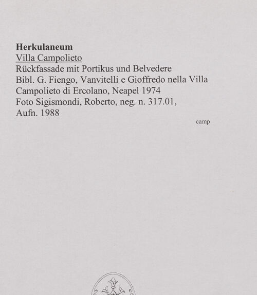 Rückseite von Sigismondi, Roberto [http://creativecommons.org/licenses/by-nc-sa/4.0/] Villa CampolietoRückfassade - Rückfassade mit Portikus und Belvedere, bh564879_recto. Foto: Sigismondi, Roberto.