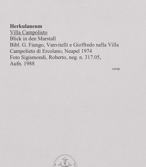 Rückseite von Sigismondi, Roberto [http://creativecommons.org/licenses/by-nc-sa/4.0/] Villa Campolieto - Blick in den Marstall, bh564883_recto. Foto: Sigismondi, Roberto.