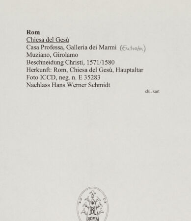 Rückseite von ICCD [https://www.deutsche-digitale-bibliothek.de/content/lizenzen/rv-ez/] Beschneidung Christi - , bh570708_recto. Foto.