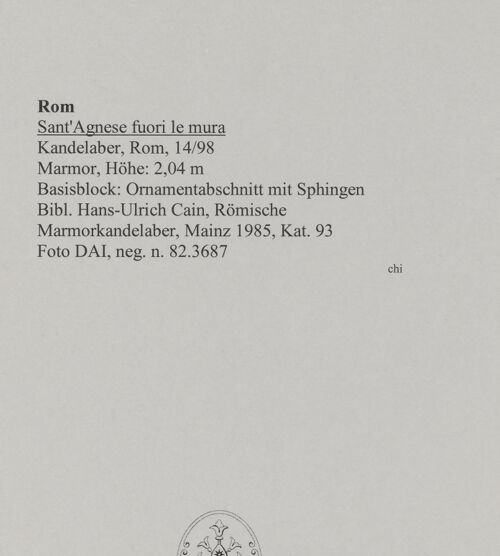 Rückseite von DAI [https://www.deutsche-digitale-bibliothek.de/content/lizenzen/rv-ez/] Kandelaber - Basisblock: Ornamentabschnitt mit Sphingen, bh574745_recto. Foto.