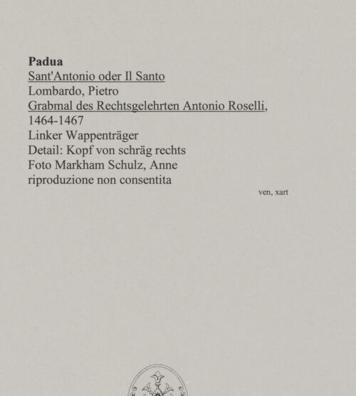 Rückseite von Markham Schulz, Anne [https://www.deutsche-digitale-bibliothek.de/content/lizenzen/rv-ez/] Grabmal des Rechtsgelehrten Antonio Roselli (gest. 1466)Linker Wappenträger - Detail: Kopf (von rechts), bh580046_recto. Foto: Schulz, Anne Markham.